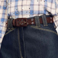 Ceinture à œillets