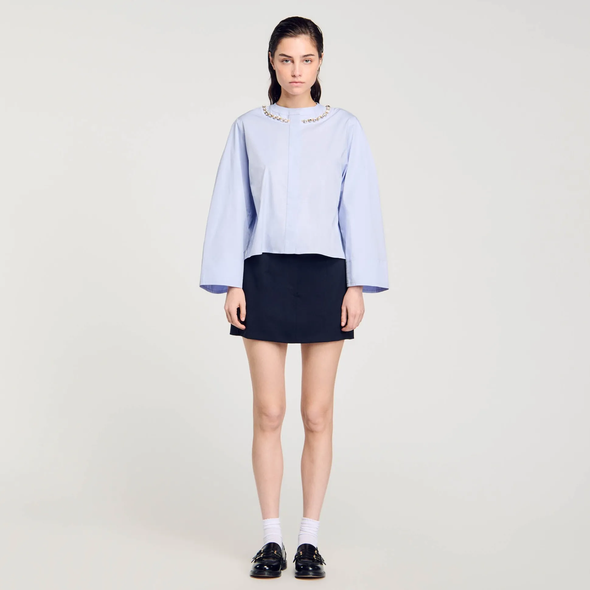 Chemise Courte à Col Bijou