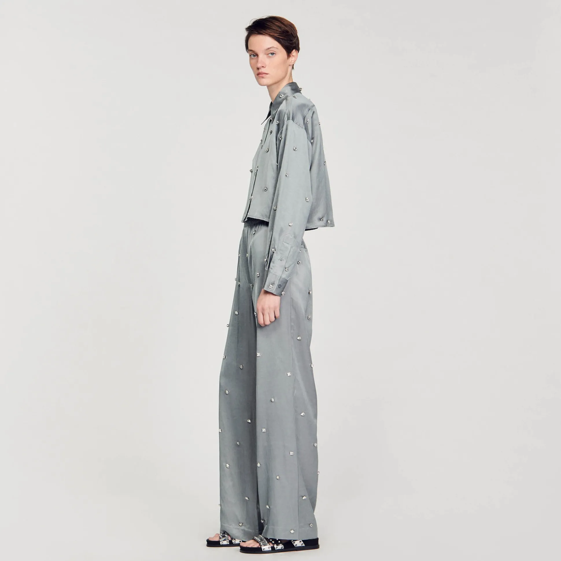 Chemise Satinée Ornée De Strass