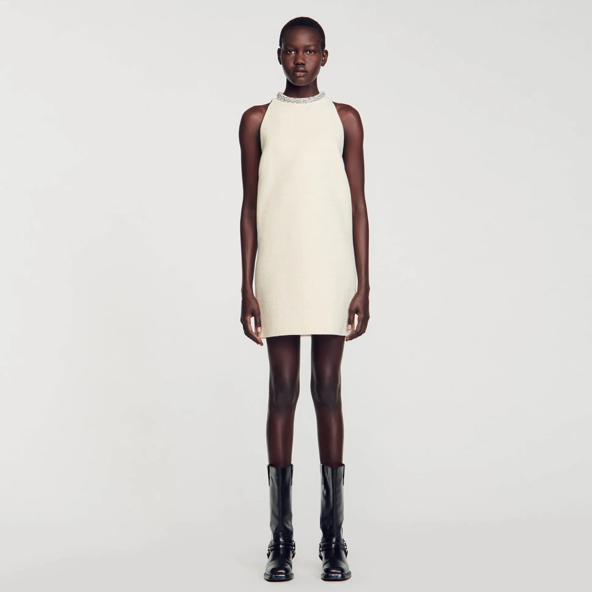 Robe à Col Bijoux