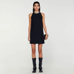 Robe à Col Bijoux