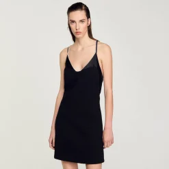 Robe Courte à Bretelles Strassées