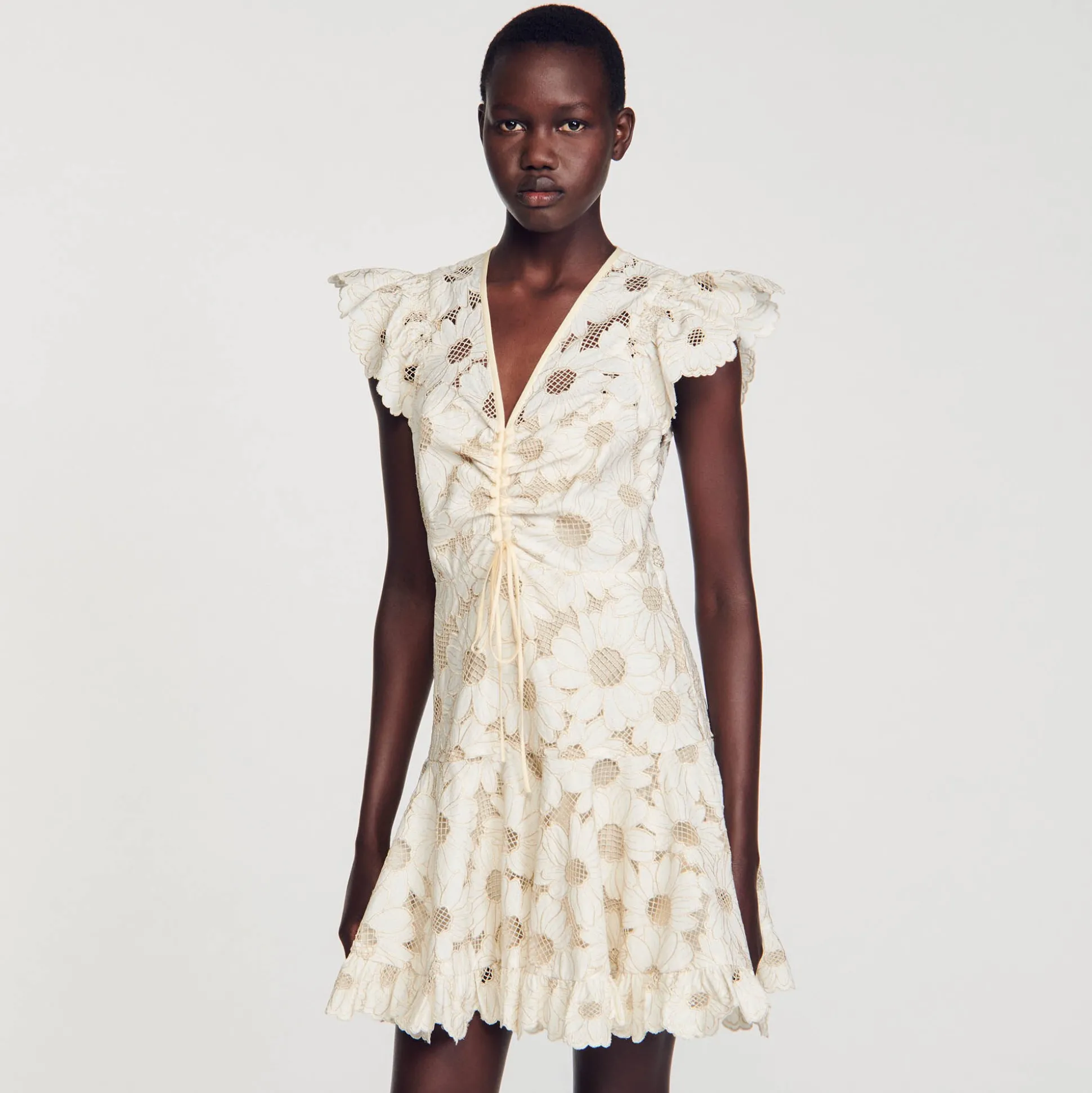 Robe Courte En Guipure Marguerites