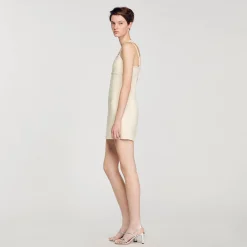 Robe Courte Ornée De Perles