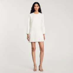 Robe Courte Perlée En Satin