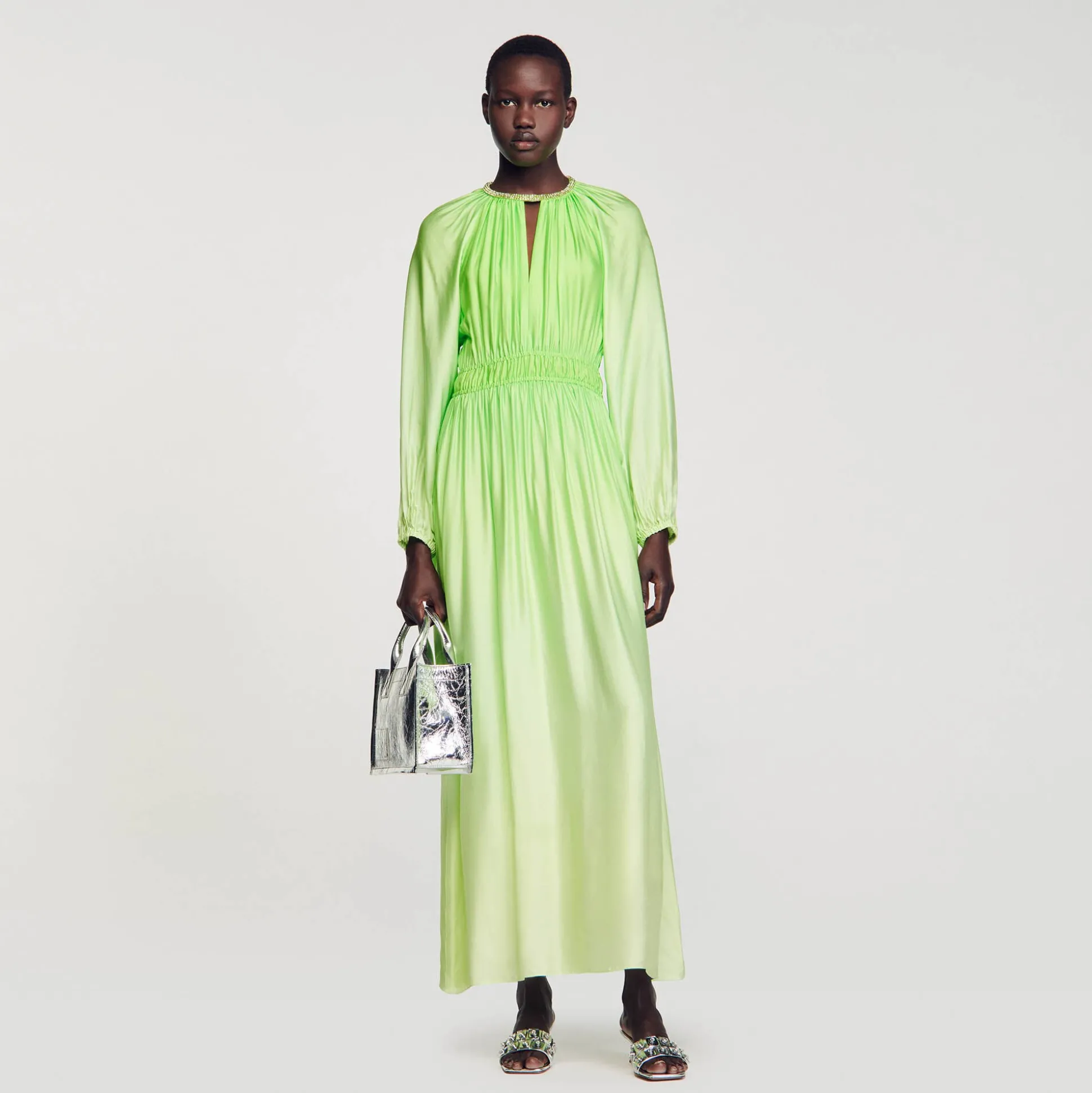 Robe Longue à Col Strassé