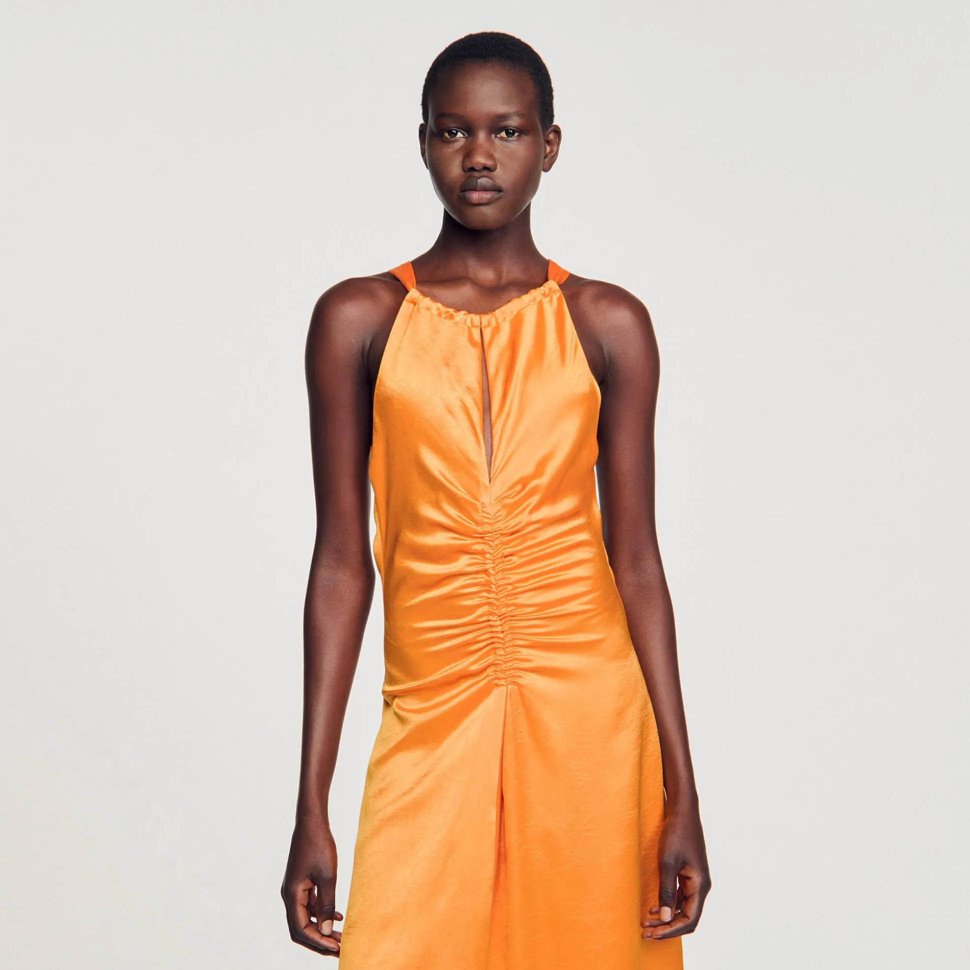 Robe Longue Satinée Froncée