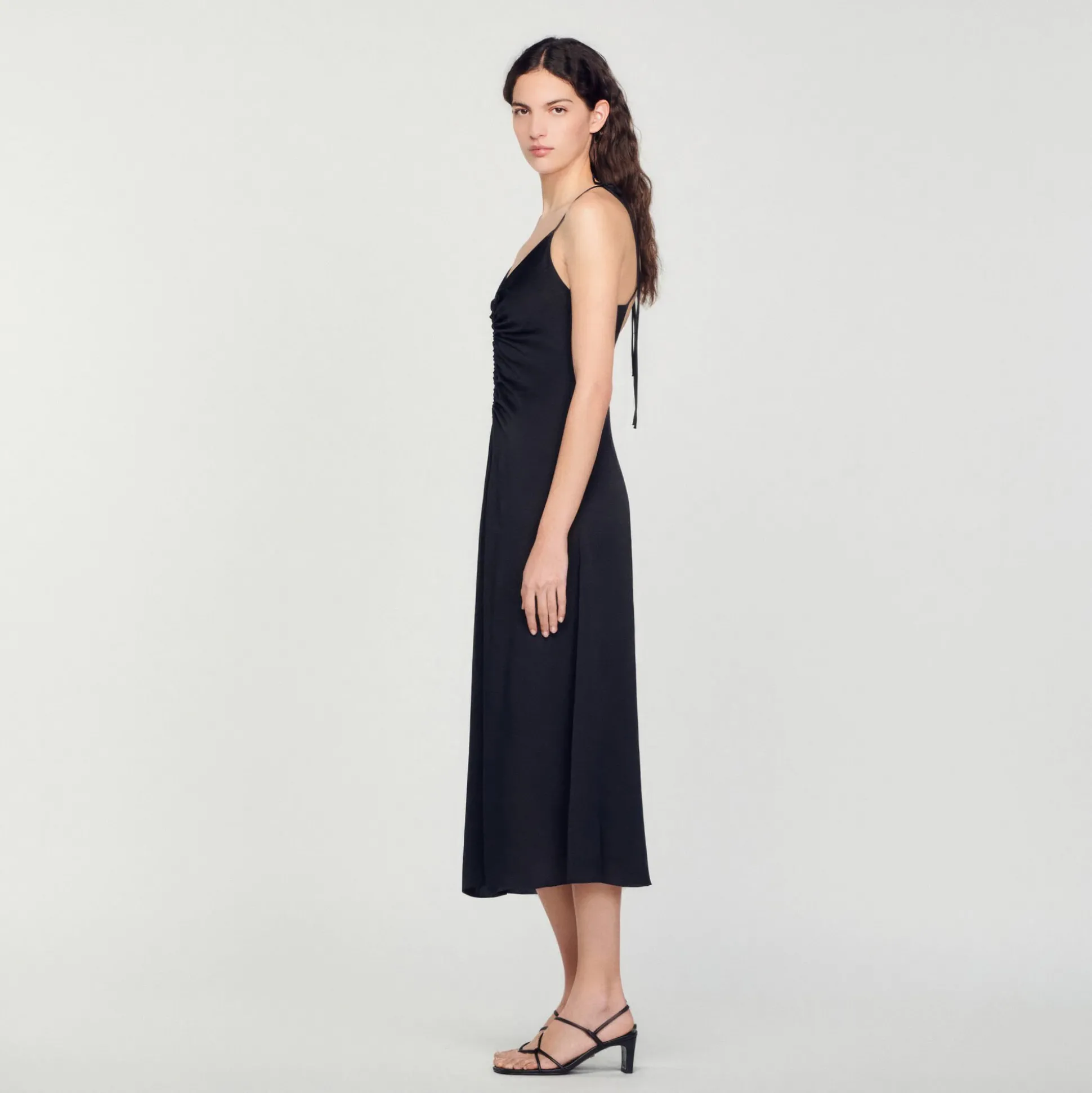 Robe Midi à Fines Bretelles
