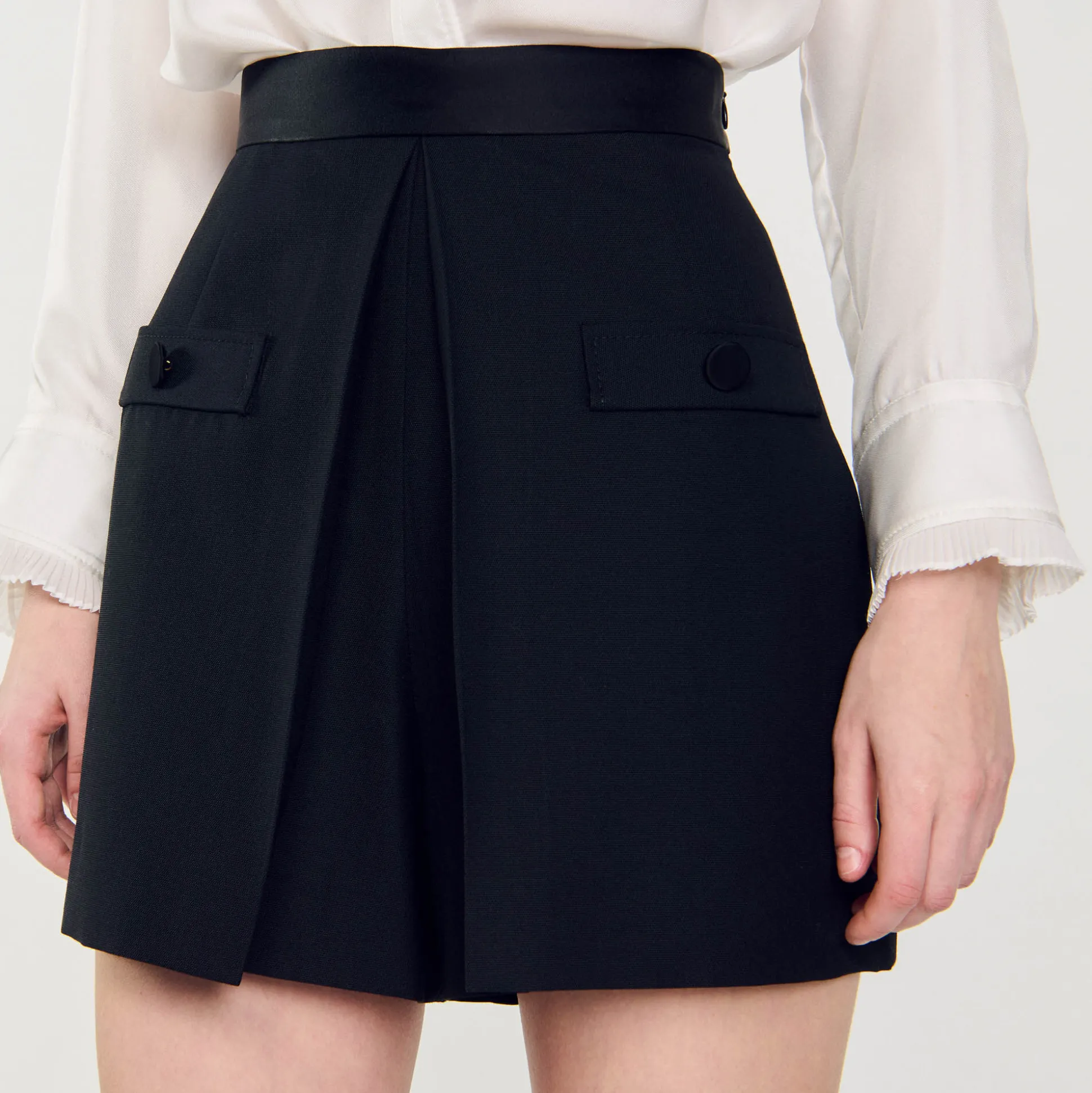 Short Taille Haute Avec Boutons