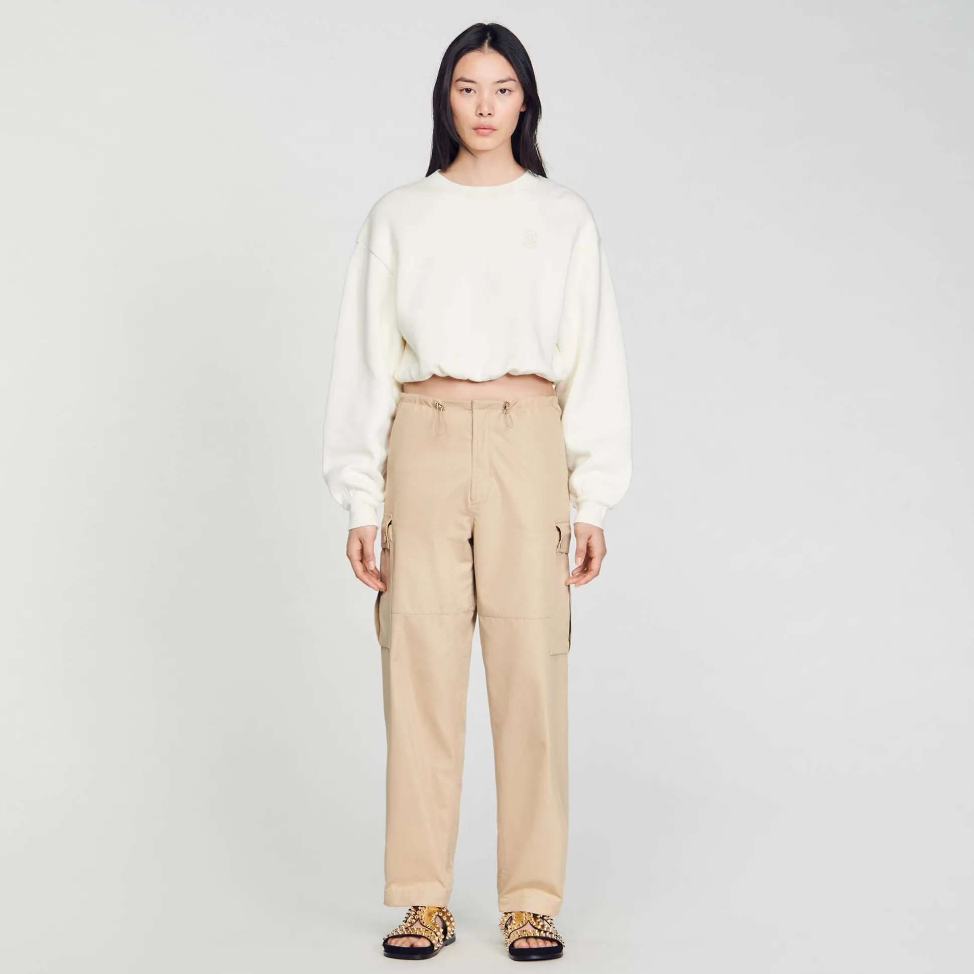 Sweatshirt Court